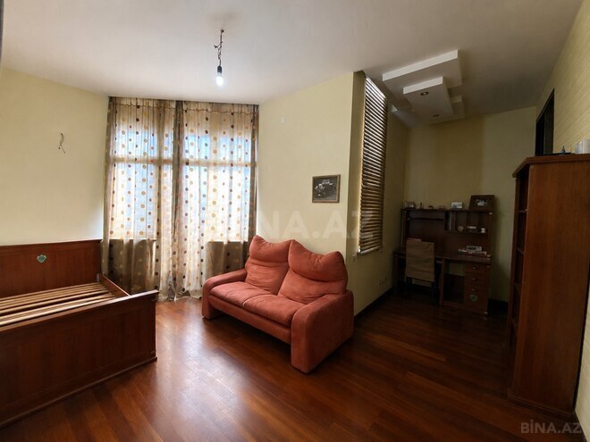 Продаётся 3-комн. новостройка 135 м², м. Элмляр Академиясы, photo 9 from 11