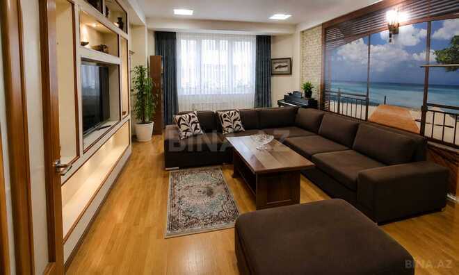 Продаётся 3-комн. новостройка 105 м², м. Нефтчиляр, photo 1 from 19