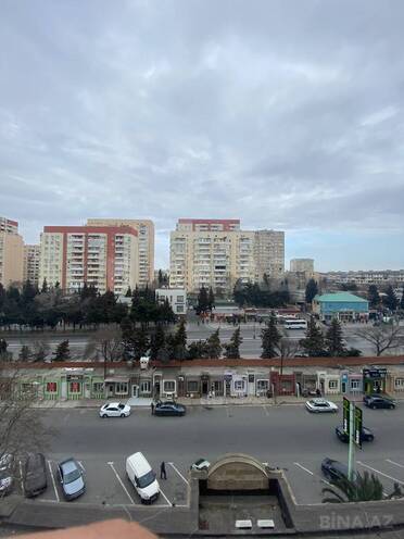 Satılır 2 otaqlı köhnə tikili 58 m², Xalqlar Dostluğu m., photo 3 from 12