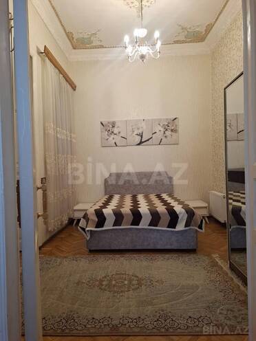 İcarəyə verilir 3 otaqlı köhnə tikili 135 m², Sahil m., photo 14 from 28