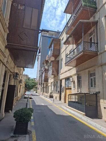 İcarəyə verilir 3 otaqlı köhnə tikili 135 m², Sahil m., photo 26 from 28