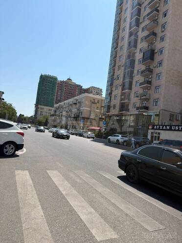 Satılır 3 otaqlı köhnə tikili 62 m², Elmlər Akademiyası m., photo 18 from 20