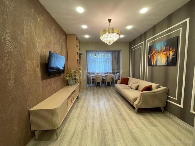 Продаётся 2-комн. новостройка 65 м², м. Иншаатчылар, photo 1 from 19