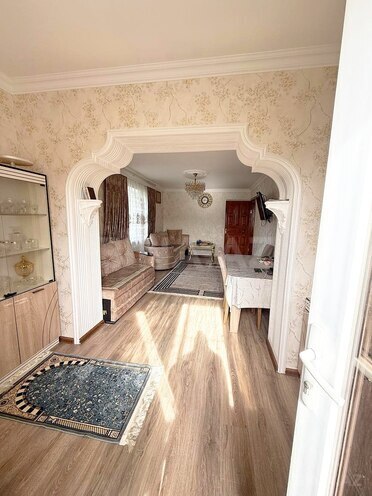 Satılır 4 otaqlı köhnə tikili 90 m², Yasamal r., photo 3 from 13