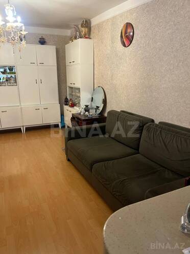 Продаётся 2-комн. вторичка 40 м², м. Иншаатчылар, photo 6 from 13