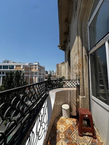 İcarəyə verilir 2 otaqlı köhnə tikili 70 m², Sahil m., photo 17 from 23