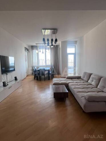 Сдаётся 3-комн. новостройка 90 м², м. Элмляр Академиясы, photo 1 from 24