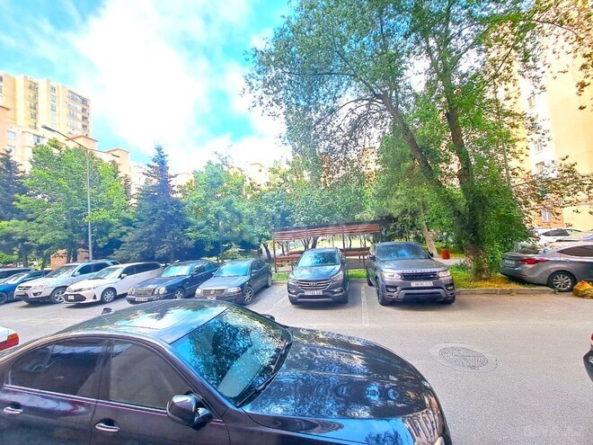 Satılır 2 otaqlı köhnə tikili 55 m², Əhmədli q., photo 13 from 14