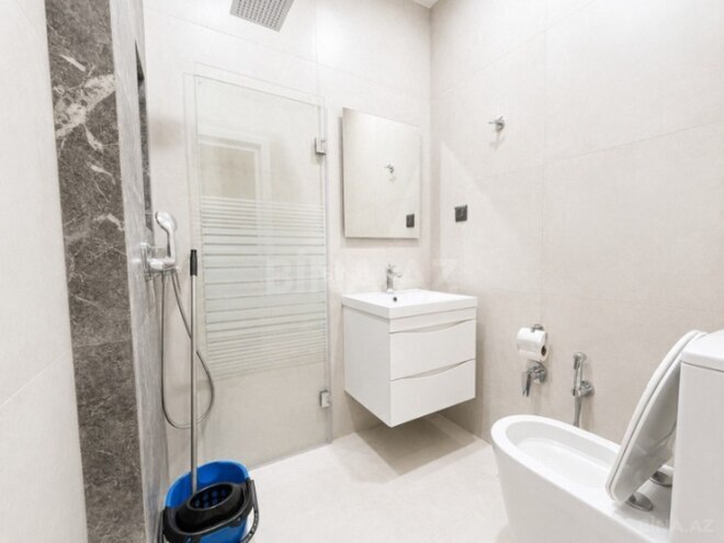 Продаётся 3-комн. новостройка 130 м², м. Элмляр Академиясы, photo 7 from 14