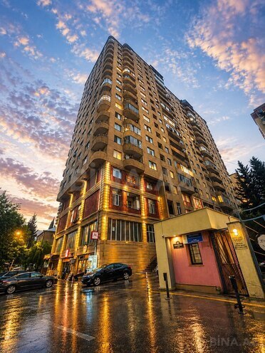 Продаётся 3-комн. новостройка 72 м², м. Насими, photo 1 from 11