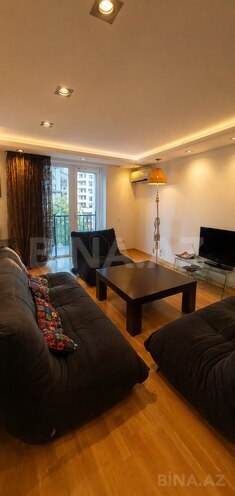 Сдаётся 2-комн. вторичка 44 м², м. Низами, photo 1 from 12