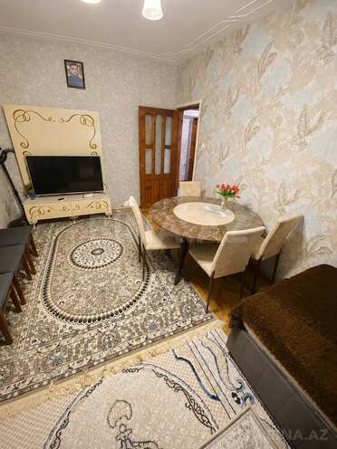 Satılır 2 otaqlı köhnə tikili 55 m², Xalqlar Dostluğu m., photo 1 from 7