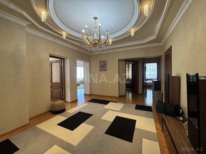 Satılır 3 otaqlı yeni tikili 175 m², 28 May m., photo 14 from 15