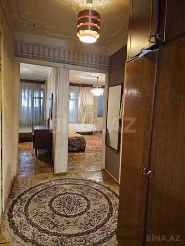 Продаётся 2-комн. вторичка 70 м², м. Элмляр Академиясы, photo 6 from 13
