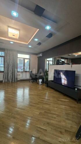 Продаётся 3-комн. новостройка 135 м², м. Низами, photo 3 from 19