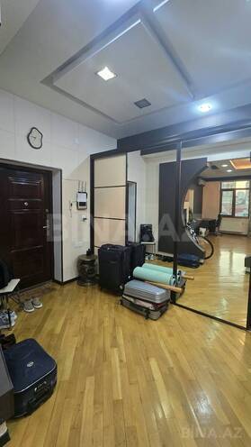 Продаётся 3-комн. новостройка 135 м², м. Низами, photo 11 from 19