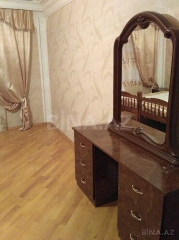 İcarəyə verilir 3 otaqlı köhnə tikili 100 m², 8-ci mikrorayon q., photo 4 from 10