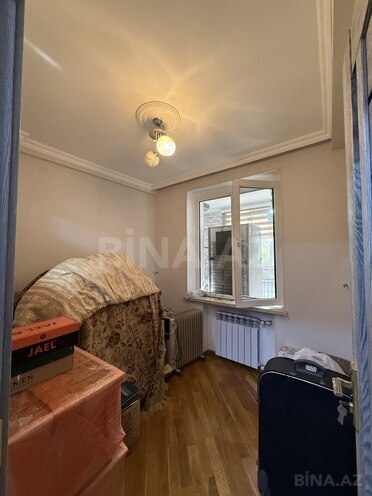Satılır 3 otaqlı köhnə tikili 65 m², İnşaatçılar m., photo 11 from 17