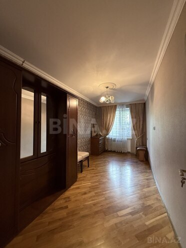 Satılır 3 otaqlı köhnə tikili 65 m², İnşaatçılar m., photo 9 from 17