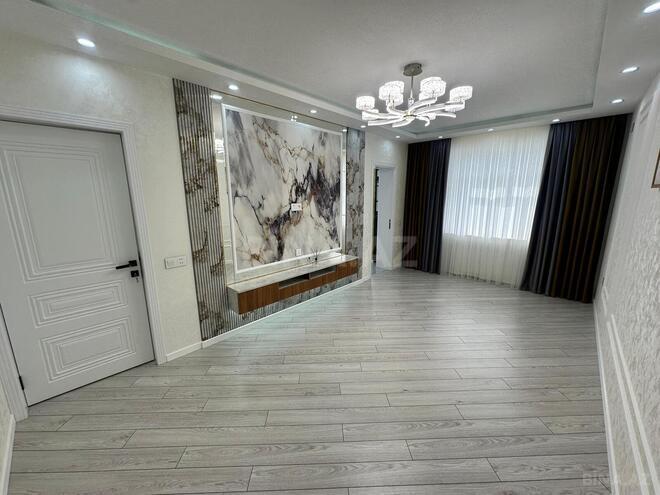 Продаётся 3-комн. вторичка 65 м², м. Ахмедлы, photo 1 from 24