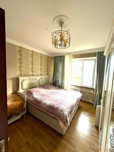 Продаётся 2-комн. вторичка 60 м², м. Ази Асланов, photo 4 from 14