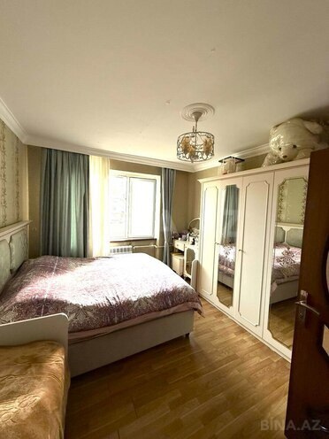 Продаётся 2-комн. вторичка 60 м², м. Ази Асланов, photo 6 from 14