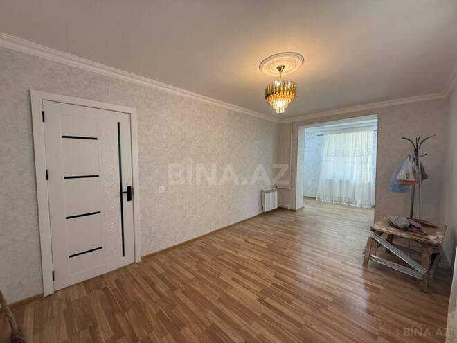 Продаётся 1-комн. вторичка 45 м², м. Нефтчиляр, photo 4 from 13