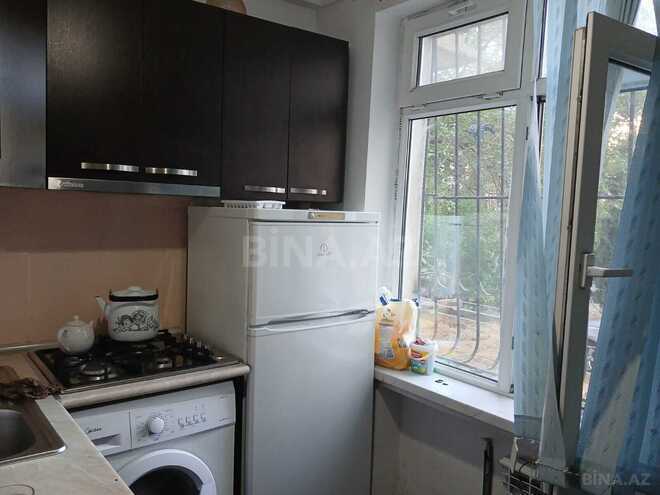 İcarəyə verilir 2 otaqlı köhnə tikili 60 m², İnşaatçılar m., photo 1 from 12