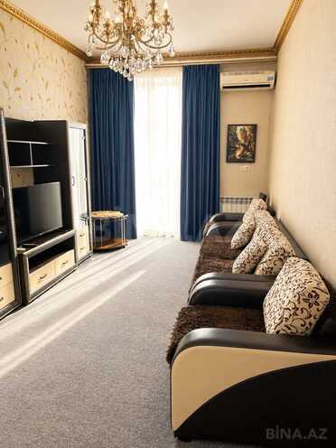İcarəyə verilir 3 otaqlı köhnə tikili 60 m², Sahil m., photo 1 from 30