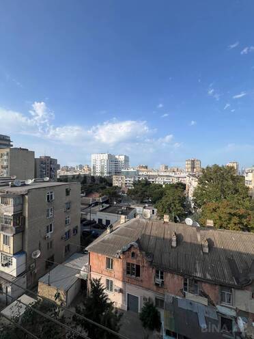 Продаётся 2-комн. вторичка 60 м², м. Элмляр Академиясы, photo 7 from 20