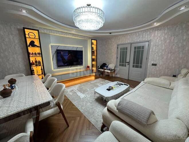 Продается 3-комн. новостройка 123 м², м. Иншаатчылар, photo 1 from 14