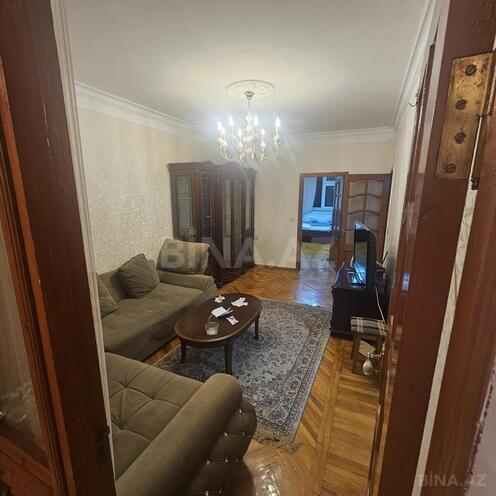 Сдаётся 3-комн. вторичка 80 м², пос. 8-й мкр, photo 1 from 13