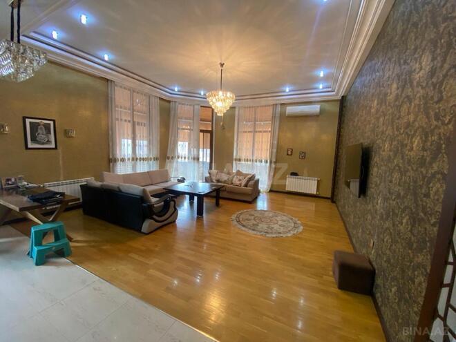 Продаётся 4-комн. новостройка 200 м², м. Низами, photo 3 from 32