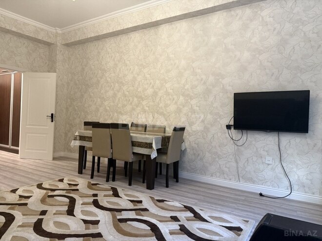 Сдаётся 2-комн. новостройка 74 м², м. Элмляр Академиясы, photo 4 from 9