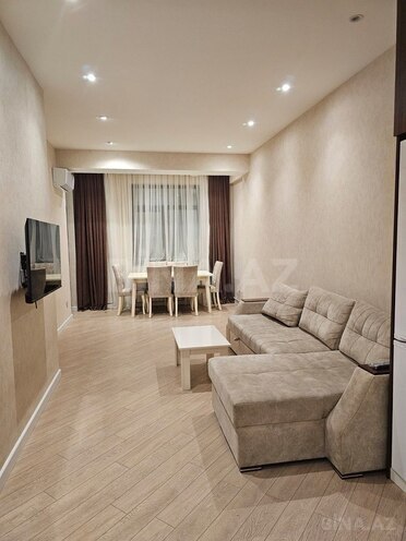 Сдаётся 2-комн. новостройка 70 м², Насиминский  р., photo 1 from 10