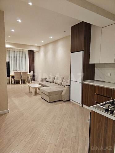 Сдаётся 2-комн. новостройка 70 м², Насиминский  р., photo 4 from 10