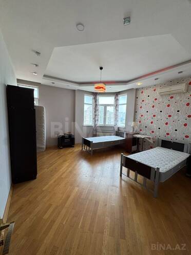 Продаётся 3-комн. новостройка 150 м², м. Низами, photo 14 from 23