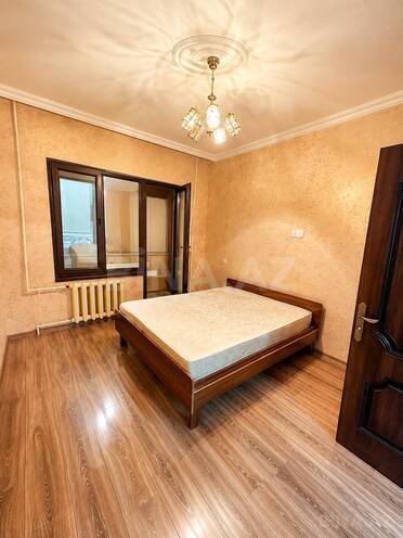 Продаётся 5-комн. вторичка 120 м², м. Нефтчиляр, photo 5 from 13