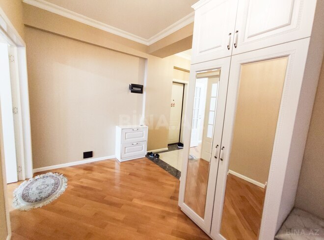 Сдаётся 3-комн. новостройка 120 м², м. Нефтчиляр, photo 16 from 23