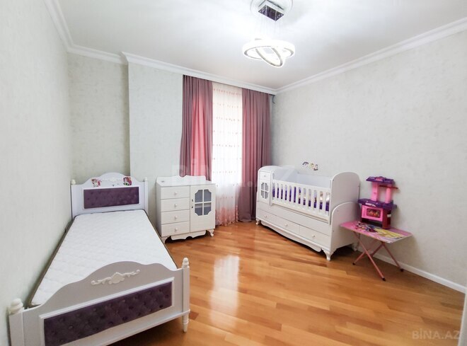 Сдаётся 3-комн. новостройка 120 м², м. Нефтчиляр, photo 14 from 23
