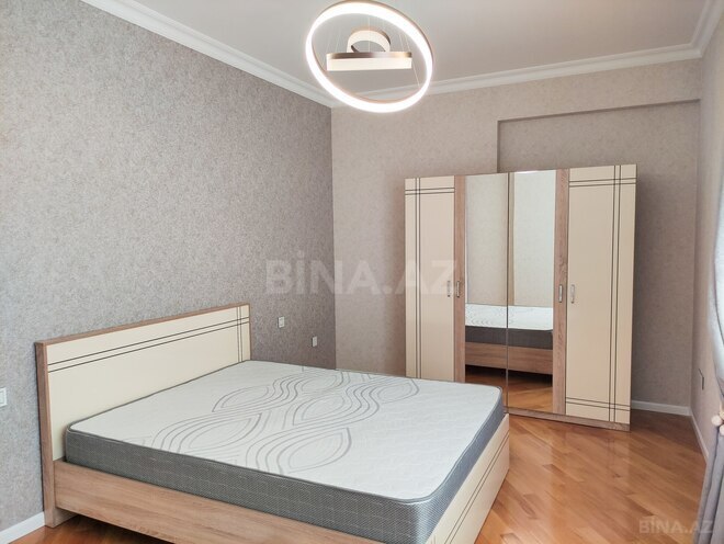 Сдаётся 3-комн. новостройка 120 м², м. Нефтчиляр, photo 11 from 23
