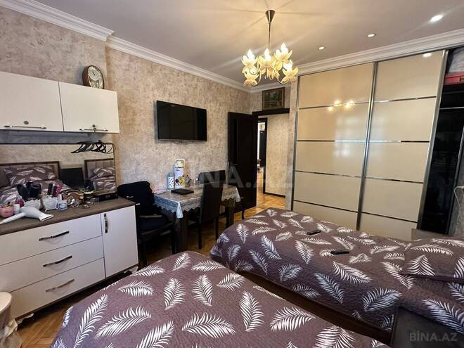 Продаётся 4-комн. вторичка 115 м², м. Кара Караев, photo 10 from 25