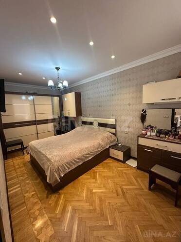 Продаётся 4-комн. вторичка 115 м², м. Кара Караев, photo 15 from 25