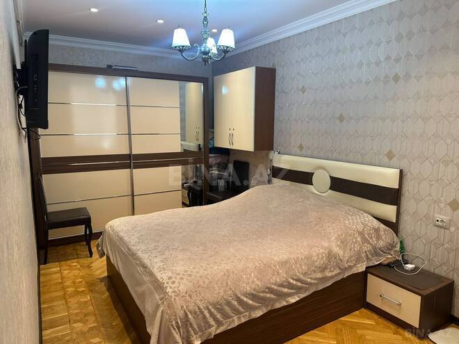 Продаётся 4-комн. вторичка 115 м², м. Кара Караев, photo 18 from 25