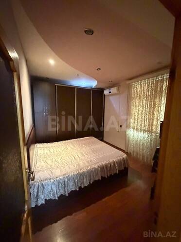 Продаётся 2-комн. вторичка 65 м², Хатаинский р., photo 13 from 20