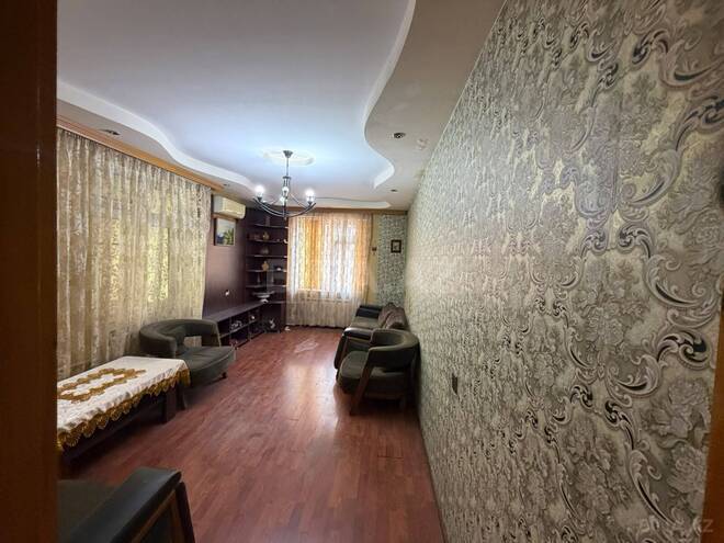 Продаётся 2-комн. вторичка 65 м², Хатаинский р., photo 4 from 20