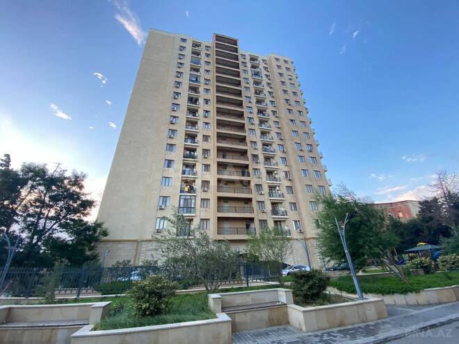 Продаётся 2-комн. новостройка 50 м², м. Нефтчиляр, photo 1 from 9