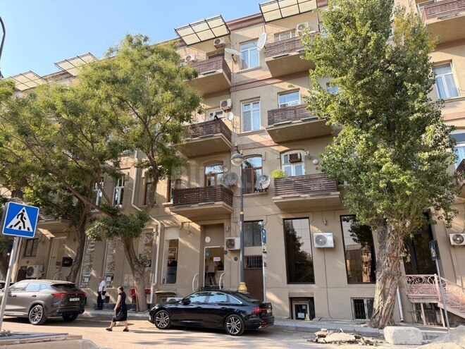 Сдаётся 3-комн. вторичка 80 м², м. Ичеришехер, photo 10 from 11