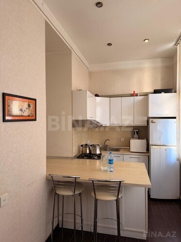 Сдаётся 3-комн. вторичка 80 м², м. Ичеришехер, photo 7 from 11