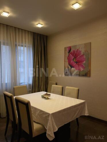 Satılır 4 otaqlı yeni tikili 185 m², Sahil m., photo 15 from 16